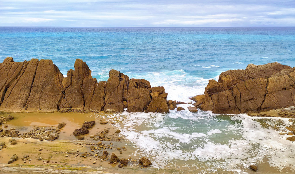 Geoparque de Costa Quebrada