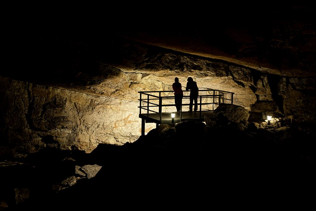 Cueva El Pendo en Camargo