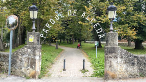 Entrada Parque de Alceda en qué ver en Corvera de Toranzo